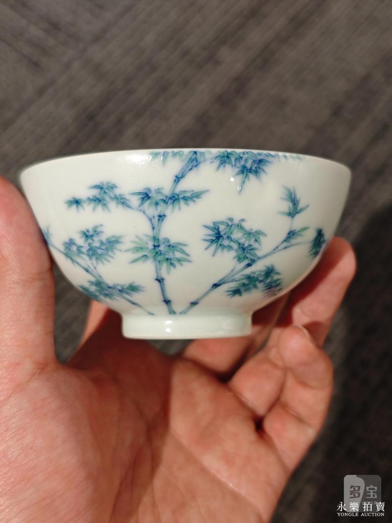 清雍正 斗彩竹叶纹茶圆 - 图10